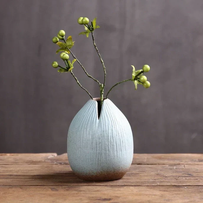 Handmade Pyrena Vintage Vase Ceramic - Image 5