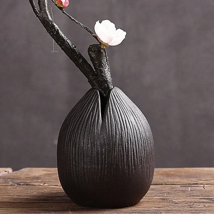 Handmade Pyrena Vintage Vase Ceramic - Image 6